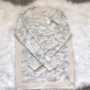 Gap maternity sweatshirt